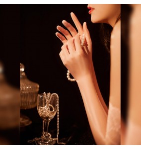 FEE ET MOI - Ultra-Thin Smooth Lace Trim Shiny Gloves (Skin Color)